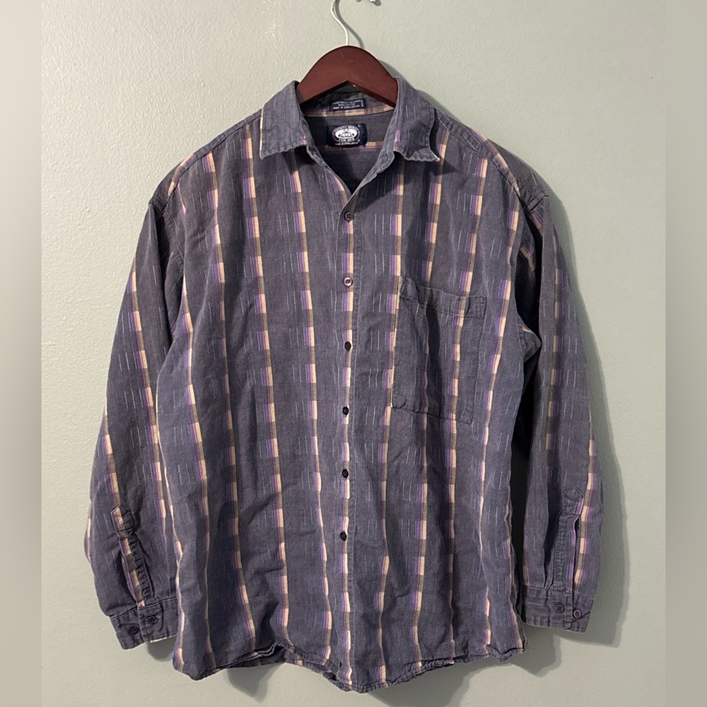 Cool Pattern Vintage Button-Up Shirt